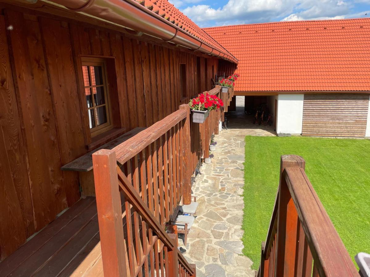 Apartament Farma Nahlov Frymburk Zewnętrze zdjęcie